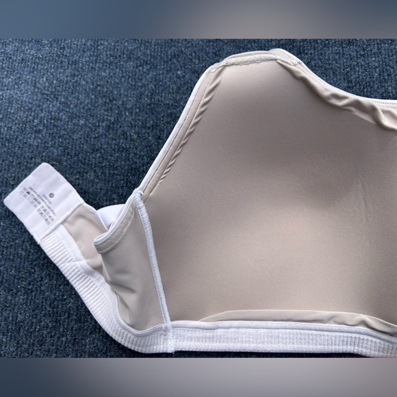 Lululemon Athletica Energy Bra High Support Cross-Back Sports Bra 36DDD Taupe - Picture 3 of 15